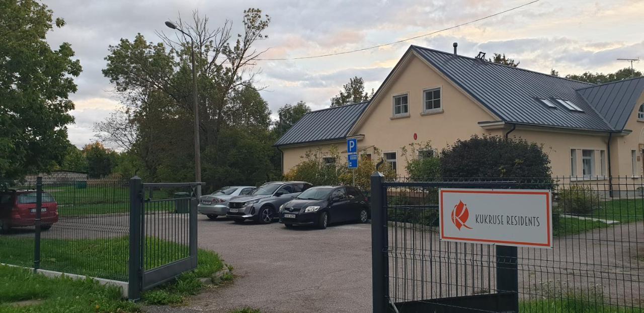 Kuelalistemaja Kukruse Residents Hotell Kohtla-Järve Exteriör bild