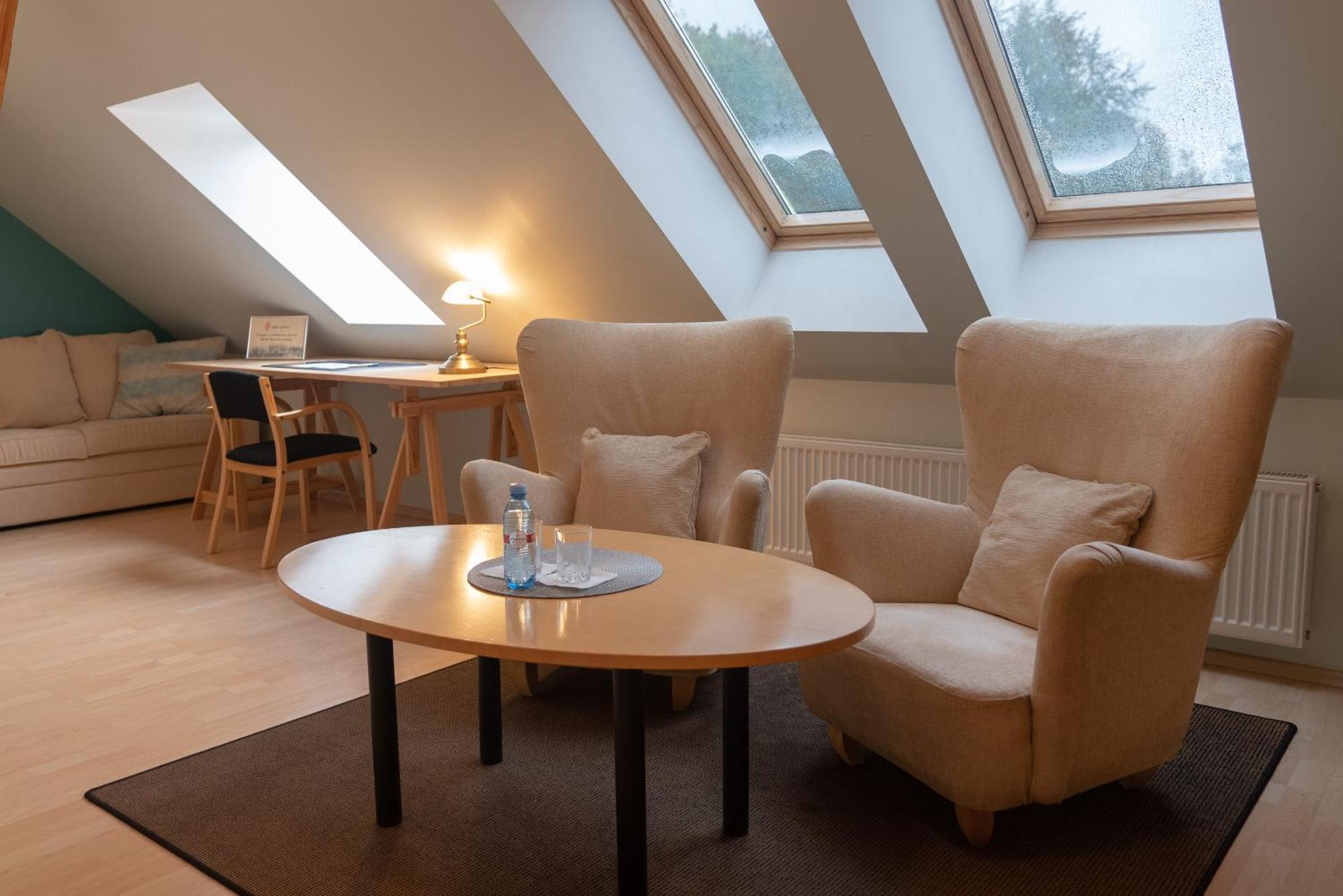 Kuelalistemaja Kukruse Residents Hotell Kohtla-Järve Exteriör bild