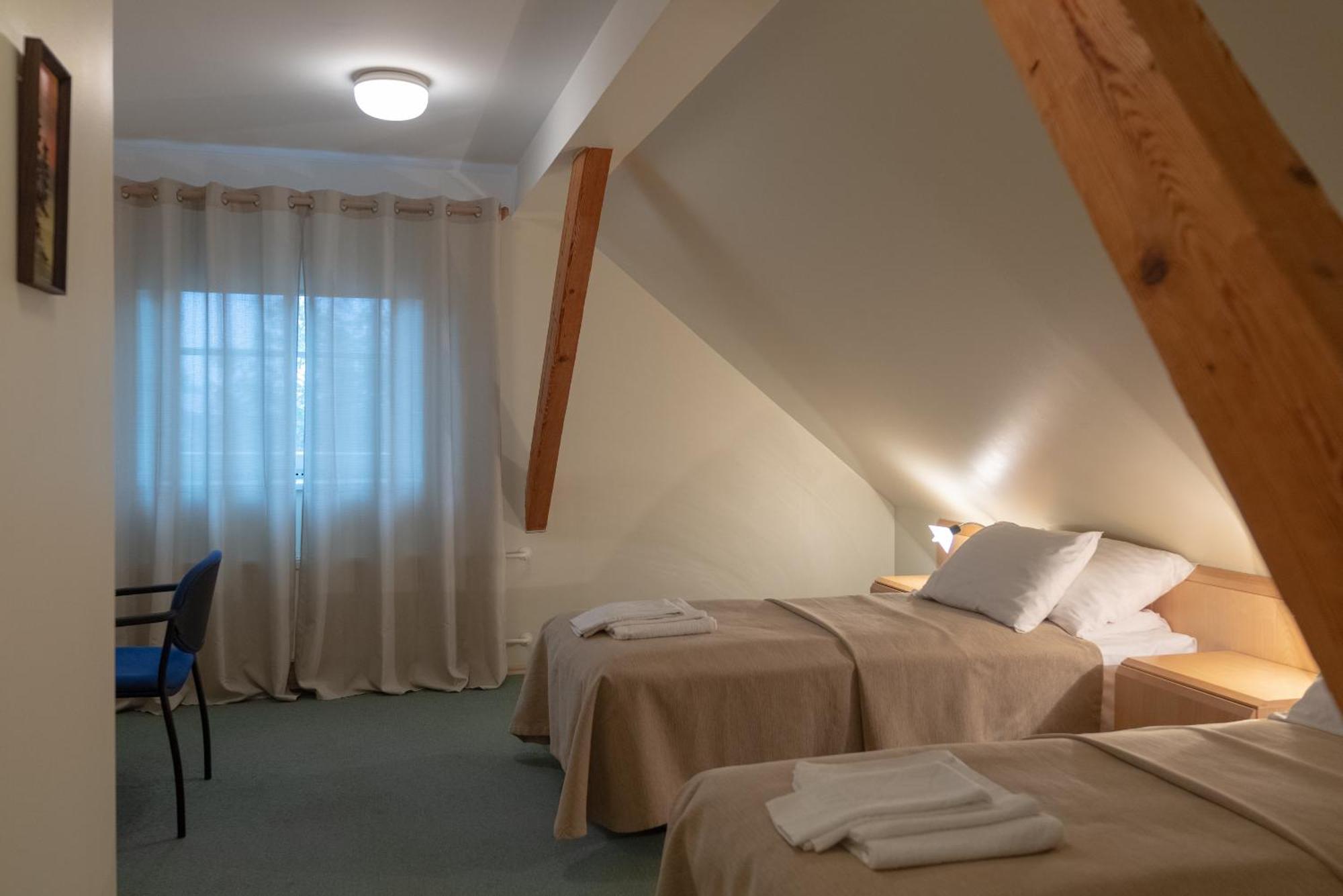 Kuelalistemaja Kukruse Residents Hotell Kohtla-Järve Exteriör bild